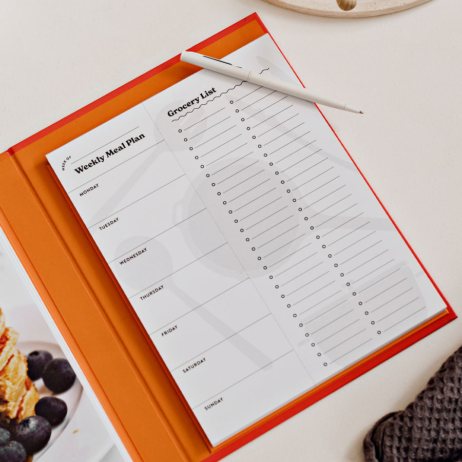 The Busy Persons Meal Planner Meal Prep Guide by Laura Ligos